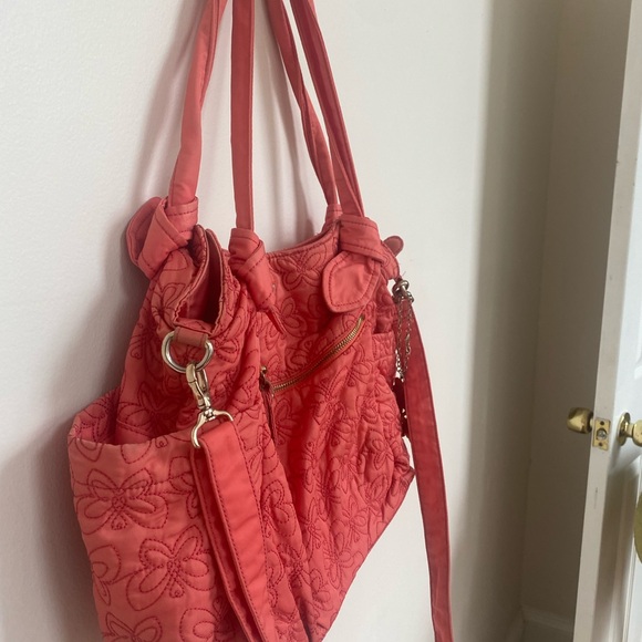 Vintage Pink Anna Sui Quilted Purse with Butterfly Keychain - Picture 4 of 9